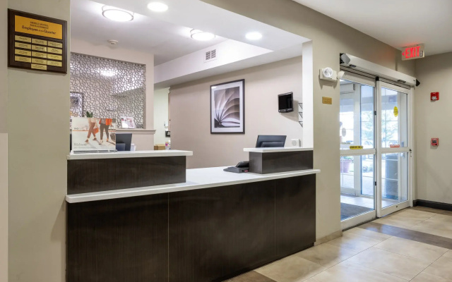 Candlewood Suites Windsor Locks Bradley Arpt by IHG
