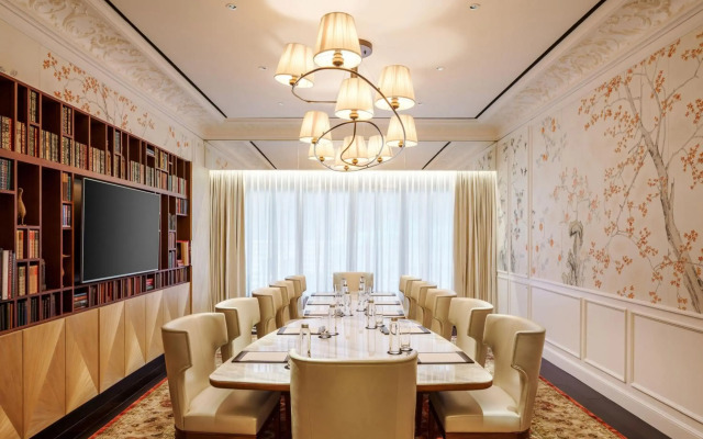 Maxwell Reserve Singapore, Autograph Collection