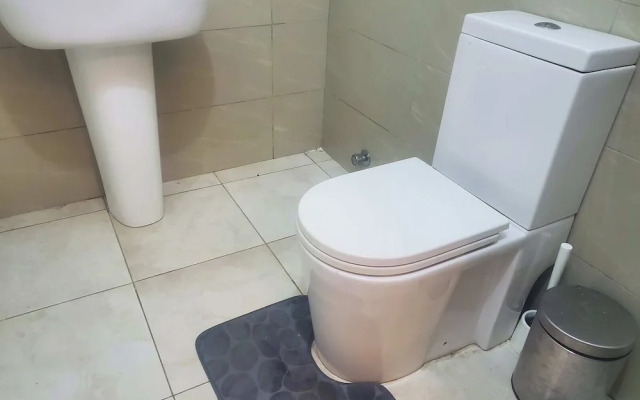 Beautiful one bed Apartment in Tema, Community 6