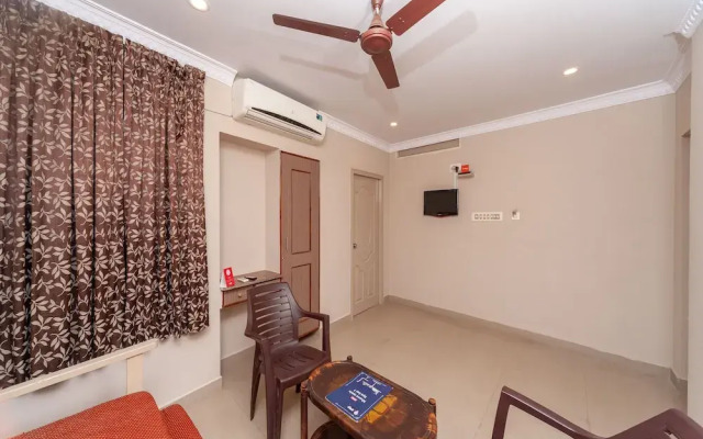 OYO 15477 New Royal Inn