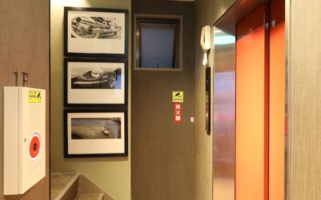 Moto Hotel