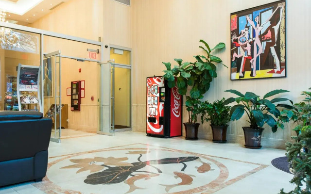 Asiatic Hotel by LaGuardia Airport