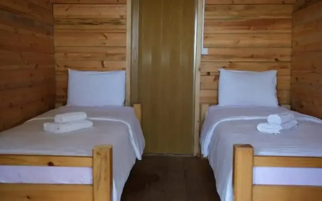 Çinarsuyu Tabi̇at Parki Bungalov