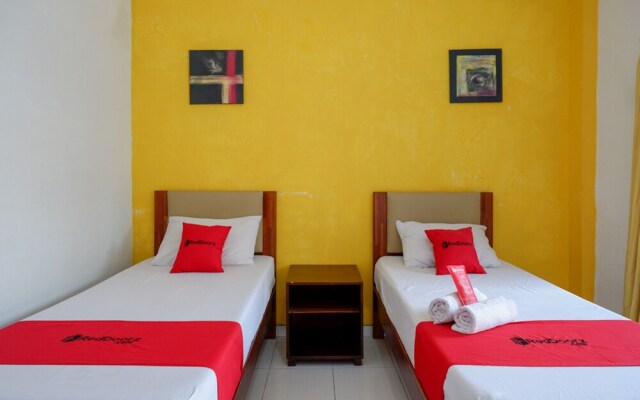 Putra Jaya Hotel by RedDoorz