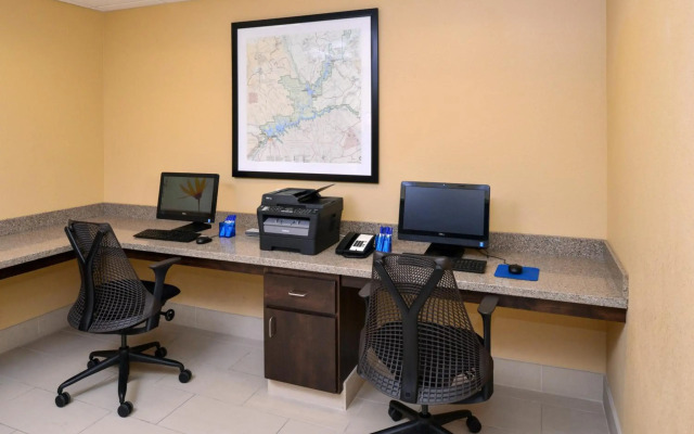 Holiday Inn Express & Suites Page - Lake Powell Area by IHG
