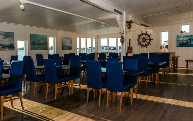 Lofoten Arctic Henningsvær Hotel