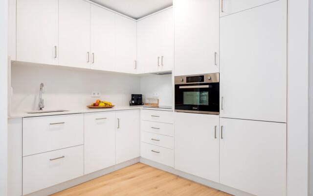 Magnificent 3BD apartment in Santa Cruz neighborhood. Aire II