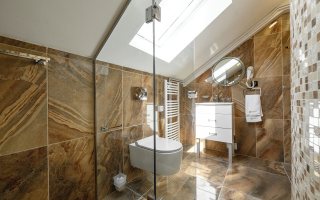 Luxury Hotel King Bo