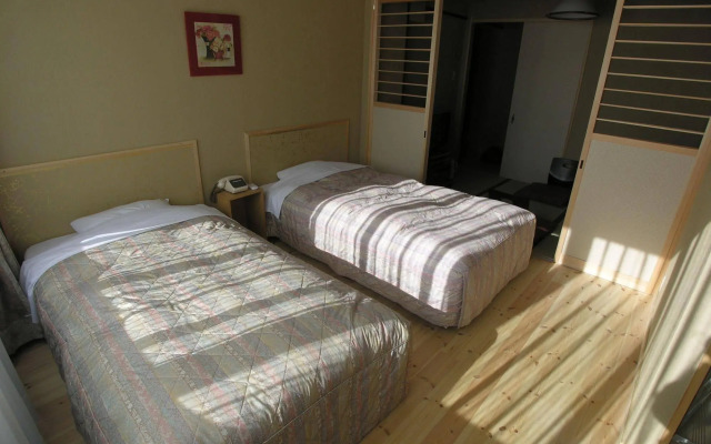 Minshuku Inn Shirahama Ekinoyado