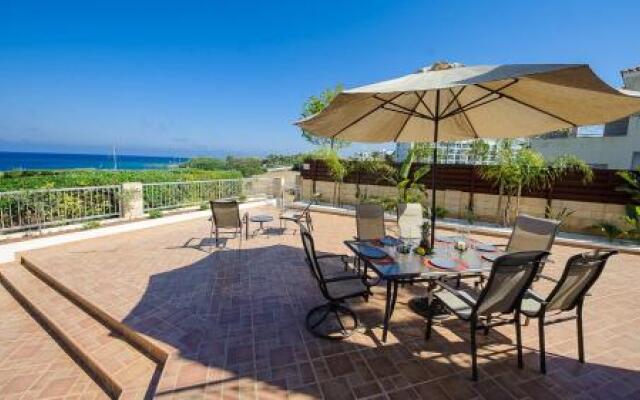 Rent Private Villa 196