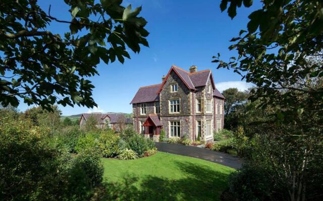 Penrhiw Priory