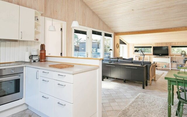 Peaceful Holiday Home in Ålbæk Near Sea