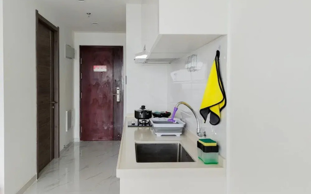 Elegant And Strategic 2Br Sky House Bsd Apartment
