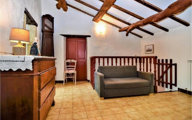Nice home in Saint Victor la Coste with 3 Bedrooms and WiFi