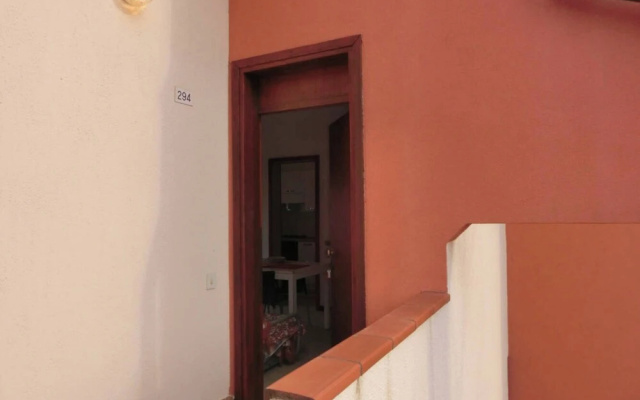 Cozy Flat With Garden and Swimming Pools-beahost
