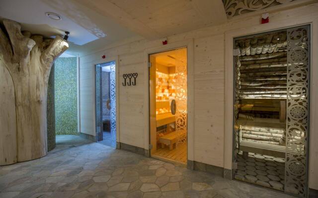 ARIES Hotel & SPA