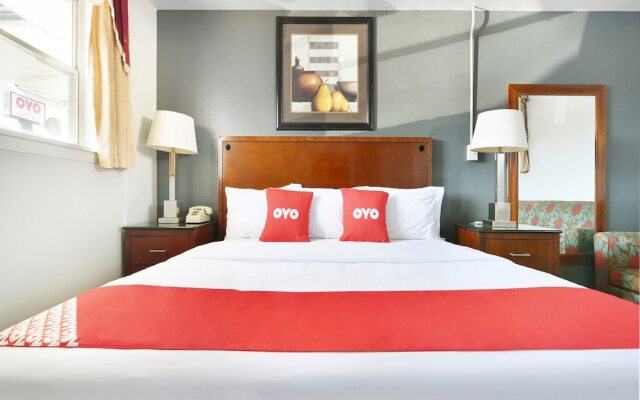 OYO Hotel McAlestar OK S Main St