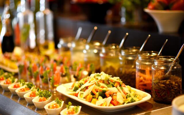 Crowne Plaza Kochi by IHG