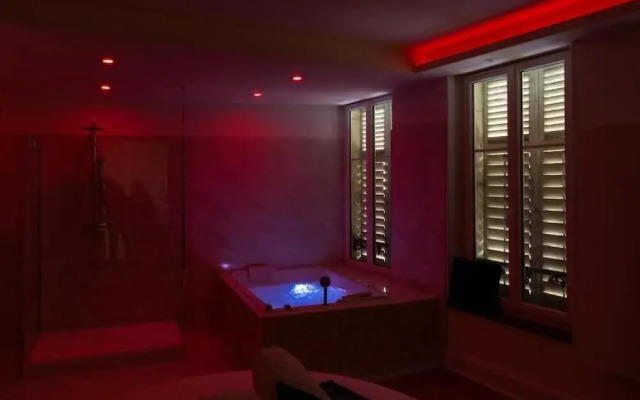 La Maison De Céline