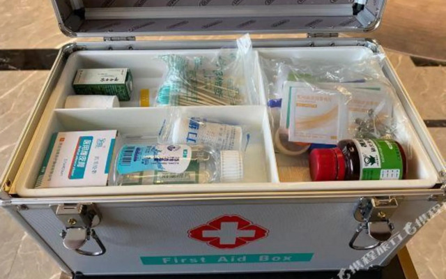 Wanlong Hotel (Hejian Reputation Building)