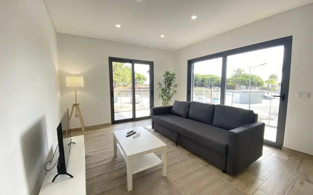 Quarteira Modern by Homing