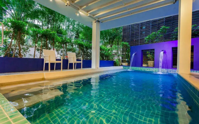 Moxi Boutique Hotel