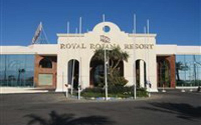 Dessole Royal Rojana Resort