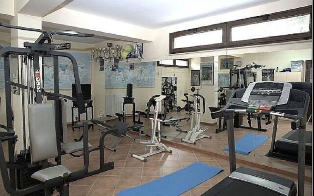 Villa Egadi con Piscina e Campo da Tennis