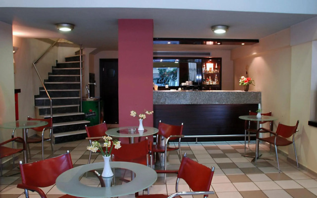 Glaros Hotel