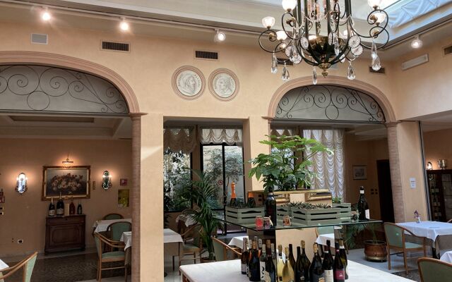 Phi Hotel dei Medaglioni