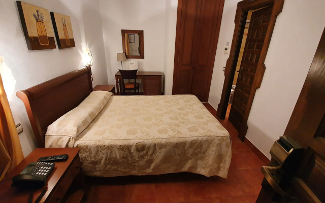 Hotel Coso Viejo