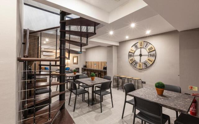 Guesthouse No. 48