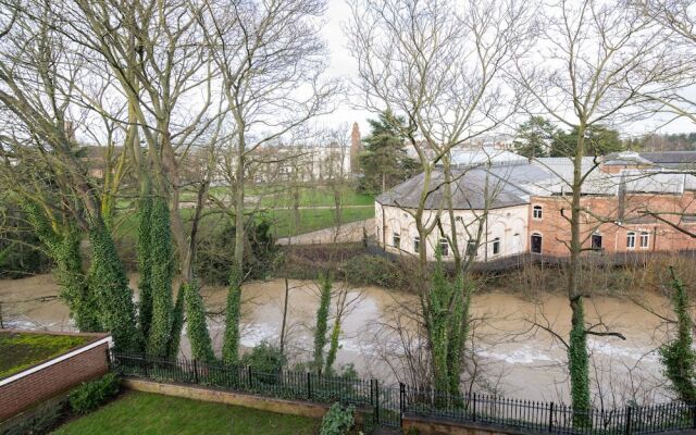 Hampton Leigh - Executive Apartment in Leamington Spa