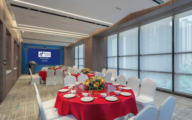 Holiday Inn Express Xi An Daxing by IHG