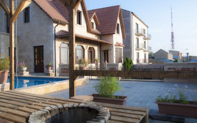 Chateau Gabriel