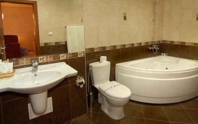 Hotel Noris