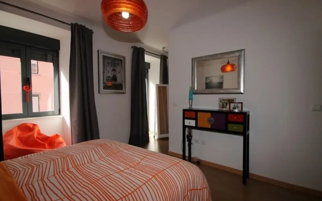 35 Penha de Franca Apartment