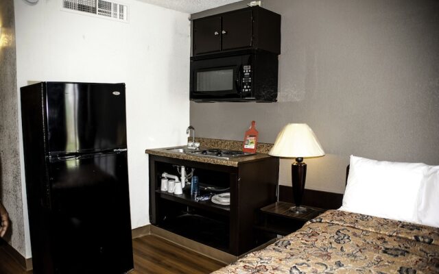 Studio 6 Tulsa Fairgrounds