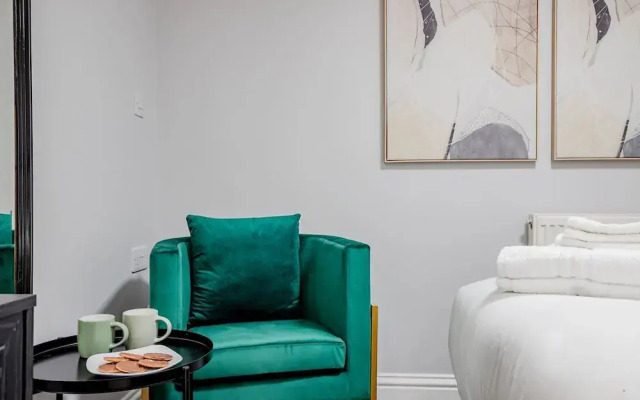Host Stay Bridge Street Studio