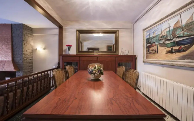 R54 Apartamento Montserrat 11-2