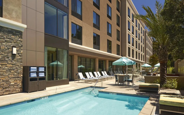 Hampton Inn Mission Valley [Ex Ramada Plaza]