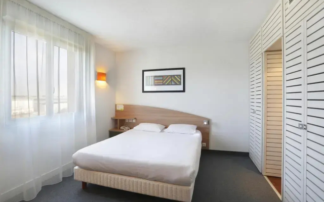 Suite - Home Orleans Saran