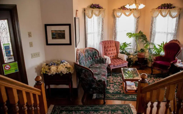 Anchorage Inn B&B