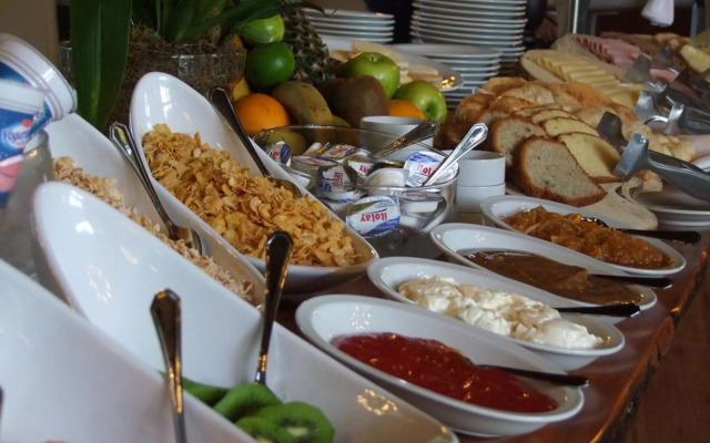 Yvy Hotel de Selva