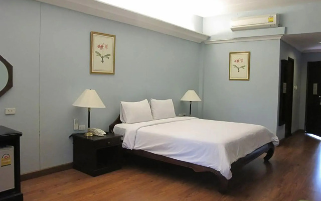 Mae Pim Resort Hotel