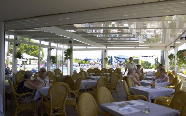 Aparthotel Ponent Mar