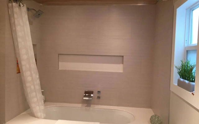 Serenity Stay Bed & Breakfast