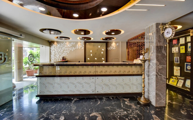 Hotel Bhagyalaxmi – Lobby – Shirdi