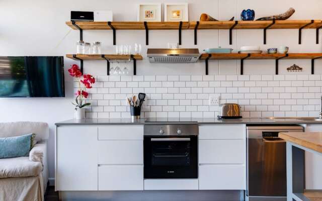 Luxury Table Mountain Balcony Apartment