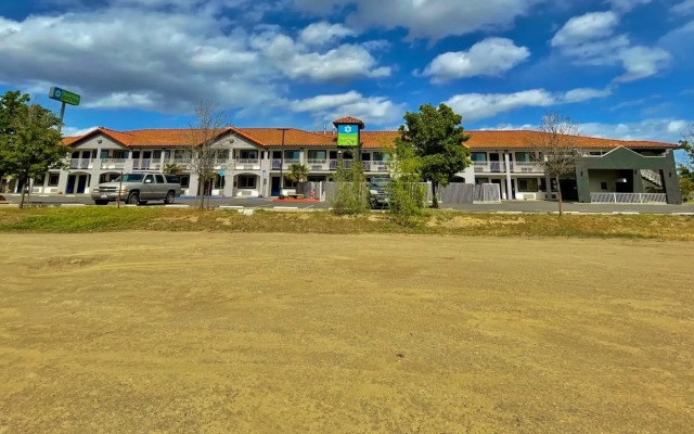 SureStay Hotel by Best Western Williams